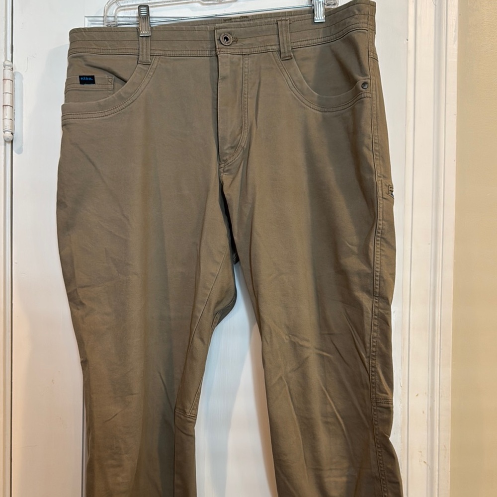 Kuhl Tan Chinos Durable Outdoor Style